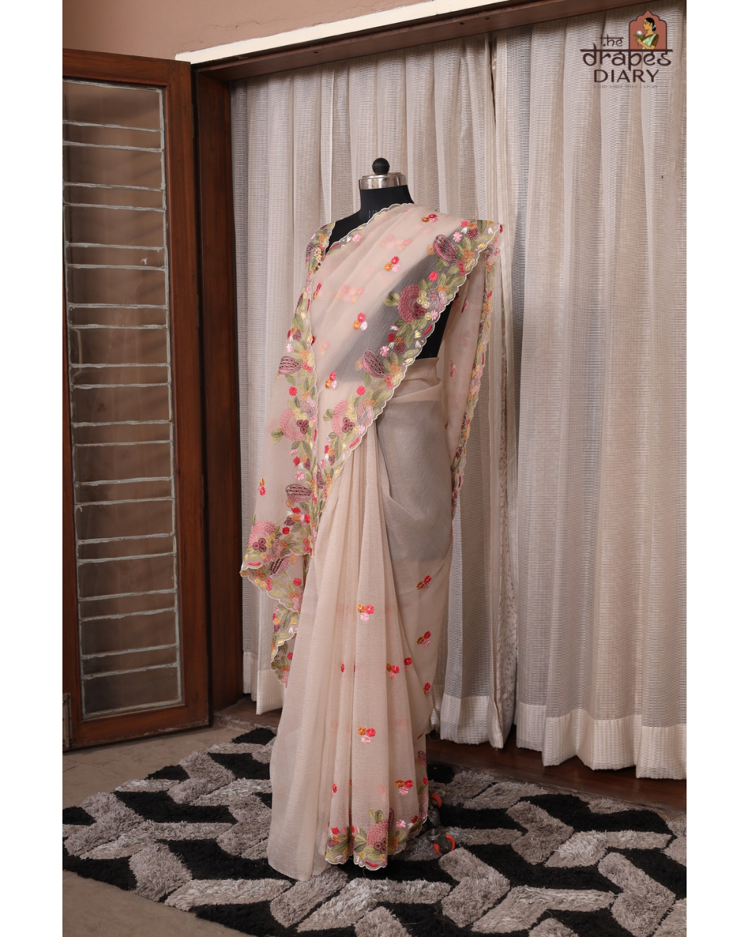 Champagne Whisper – Embroidered Crush Tissue Saree