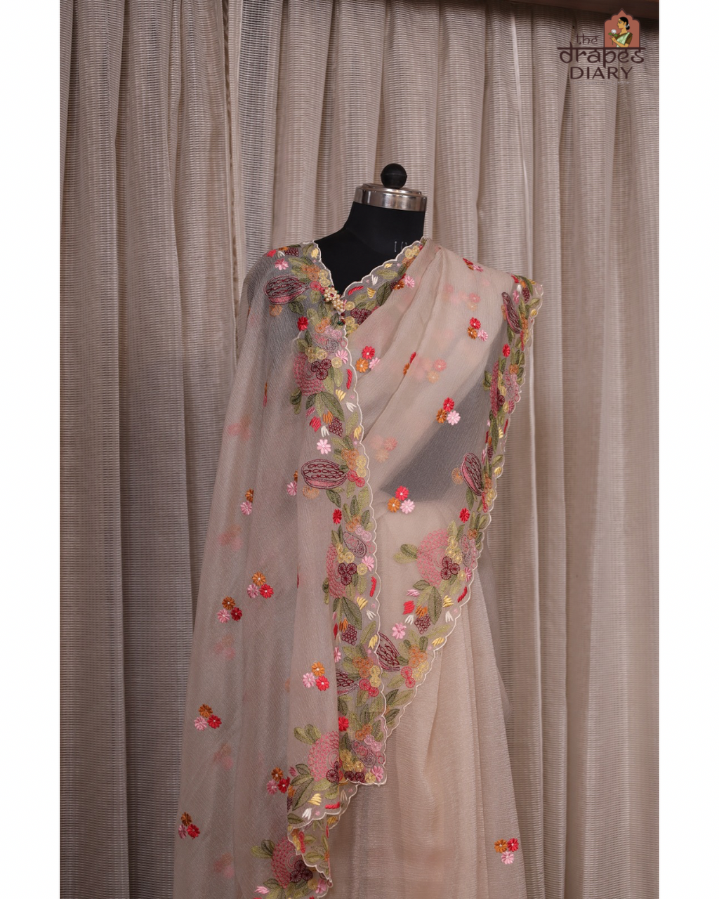 Champagne Whisper – Embroidered Crush Tissue Saree