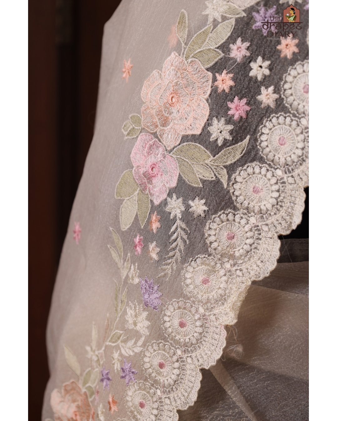 Ivory Bloom – 3D Floral Crush Tissue Saree