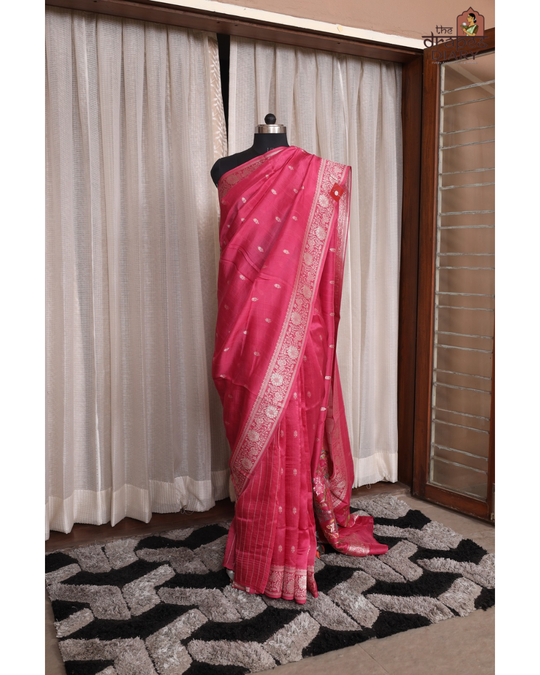 Rani Bagh - Tussar silk saree with Zari border and Meenakari Pallu