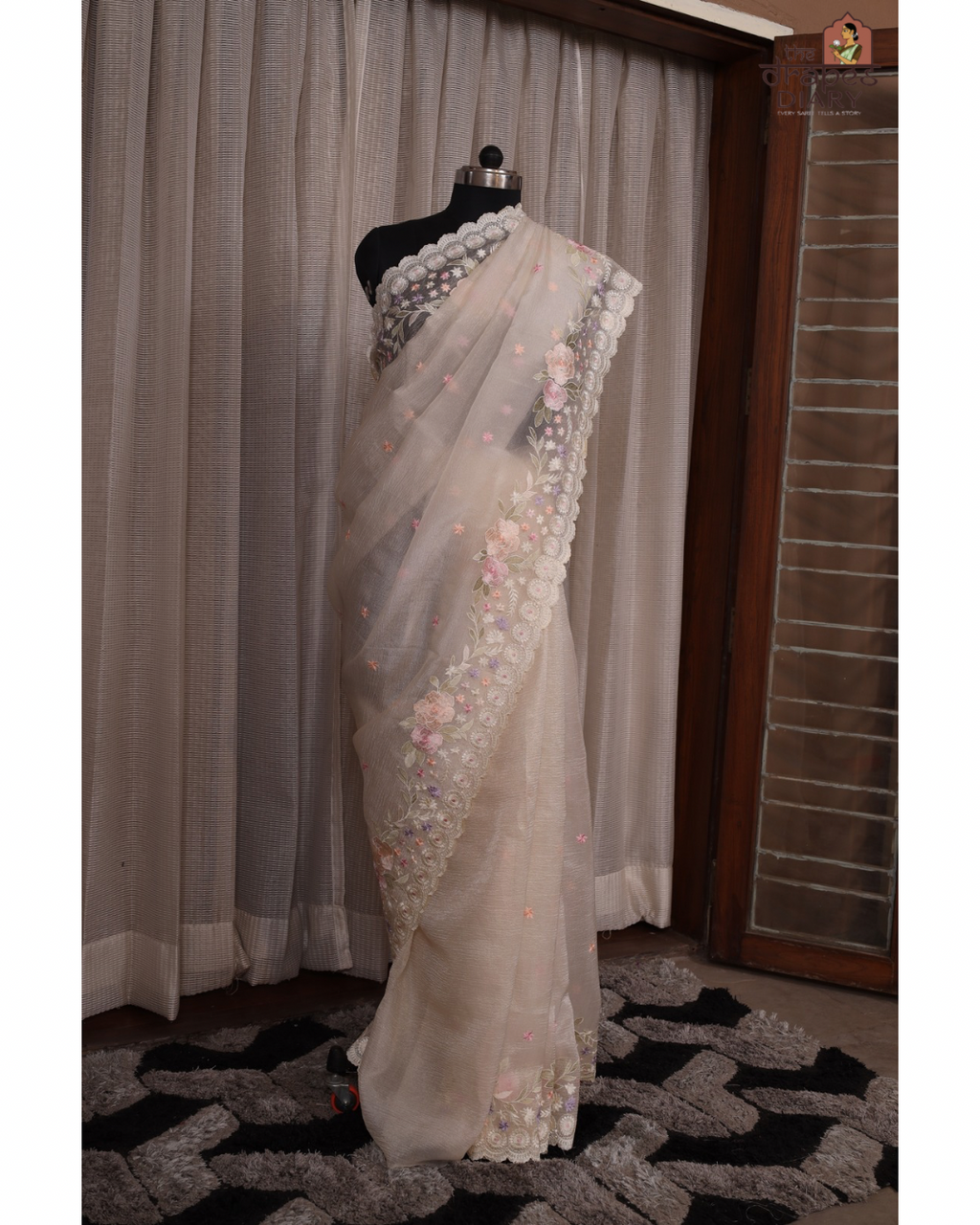 Ivory Bloom – 3D Floral Crush Tissue Saree