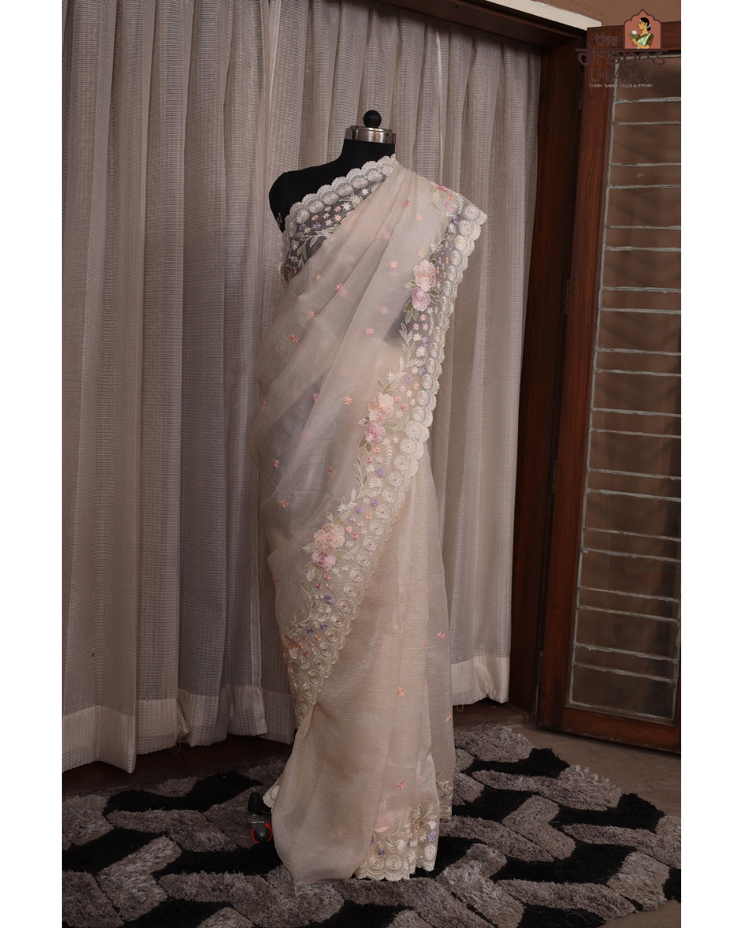 Ivory Bloom – 3D Floral Crush Tissue Saree
